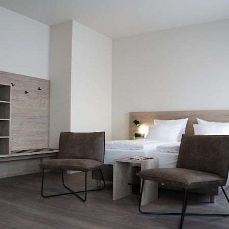 Atlas Hotel Ettenheim-Rust Bagian luar foto