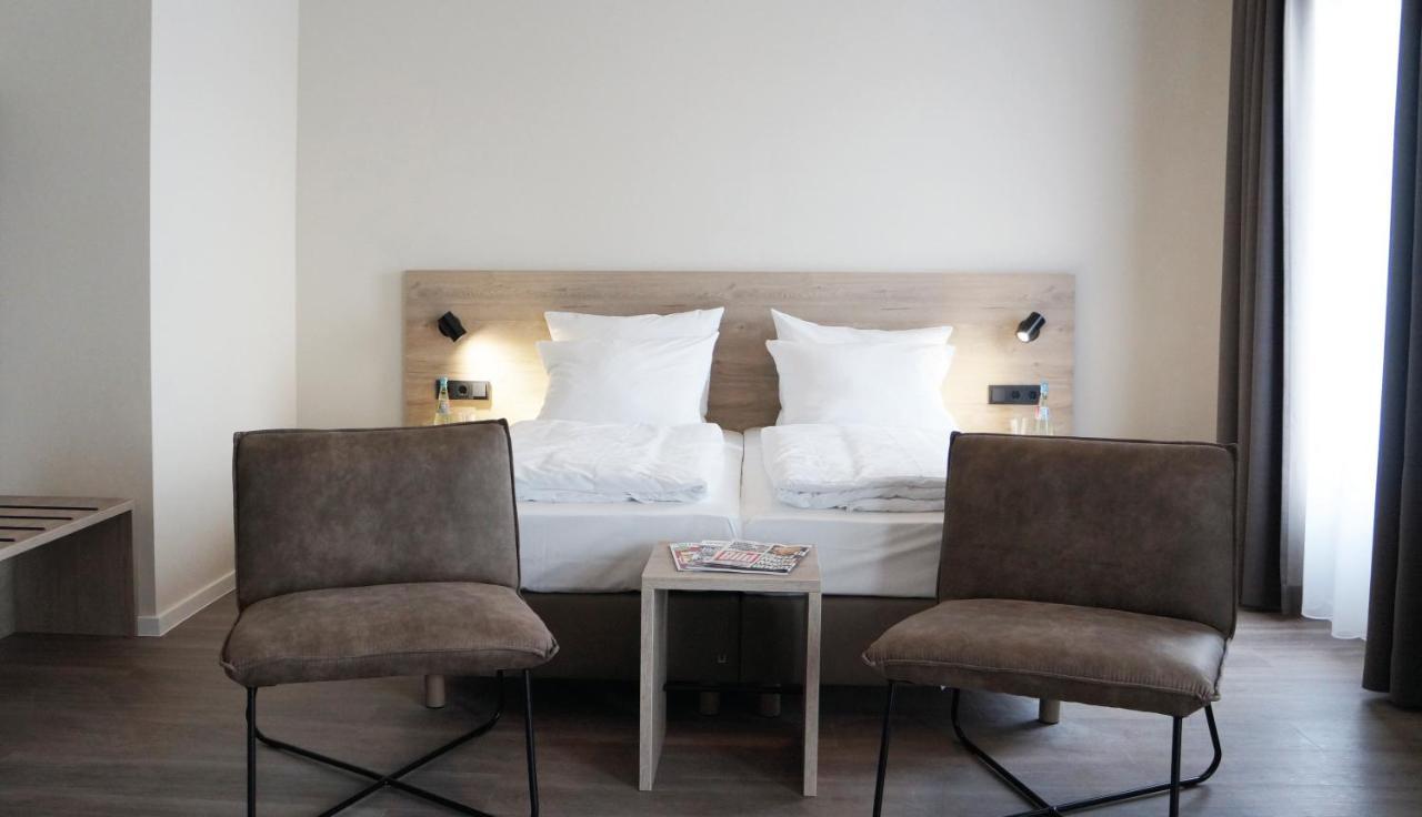 Atlas Hotel Ettenheim-Rust Bagian luar foto