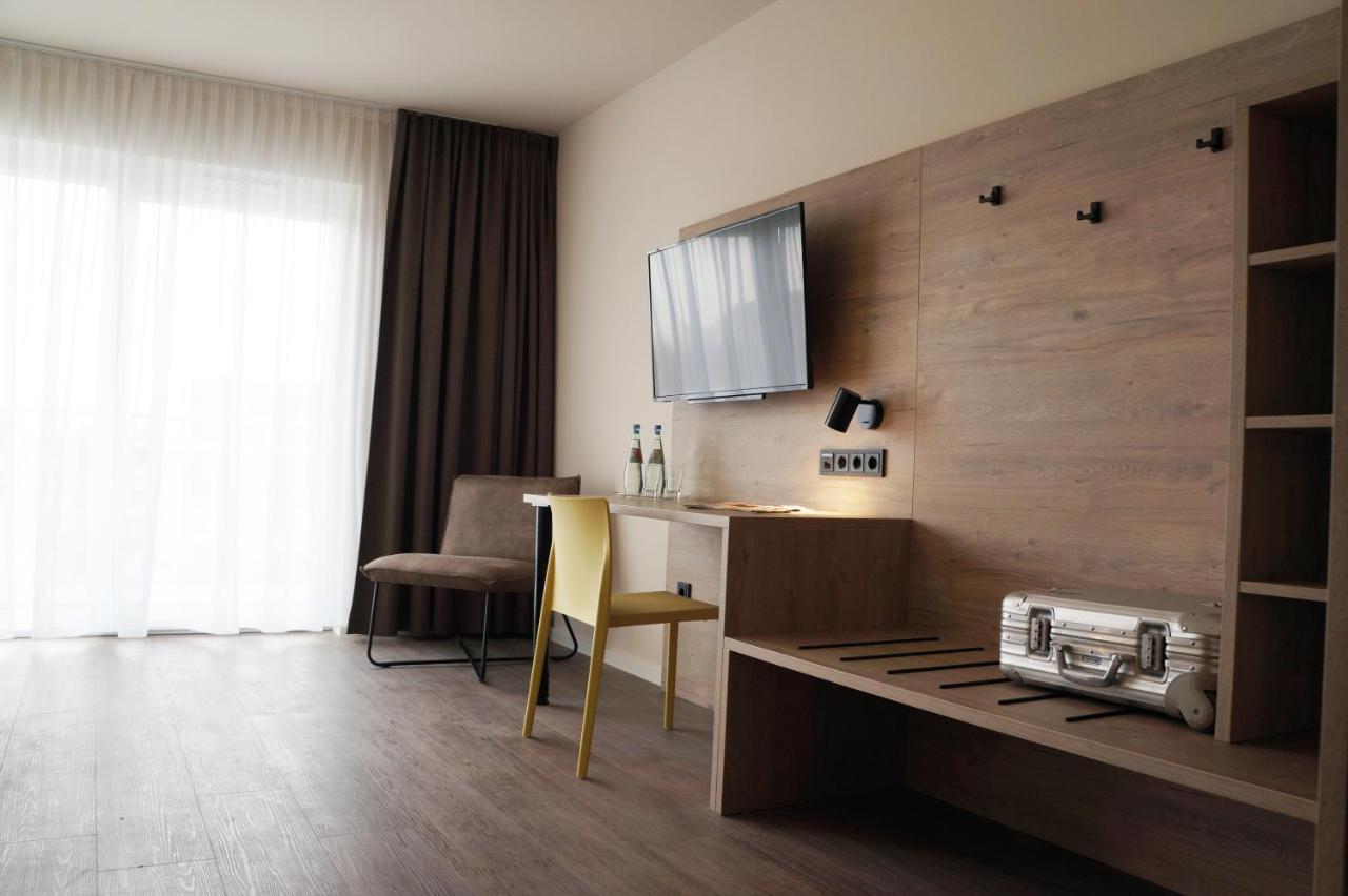 Atlas Hotel Ettenheim-Rust Bagian luar foto