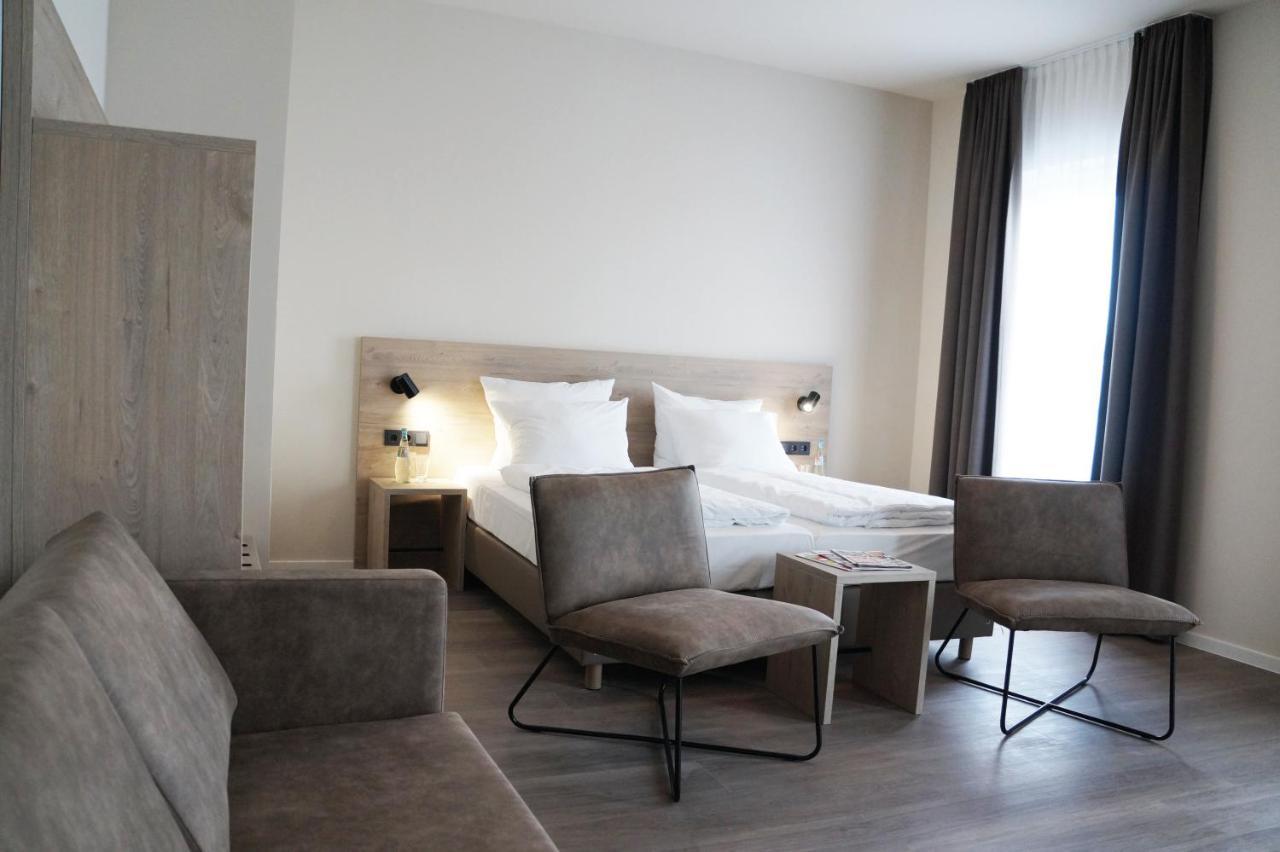 Atlas Hotel Ettenheim-Rust Bagian luar foto